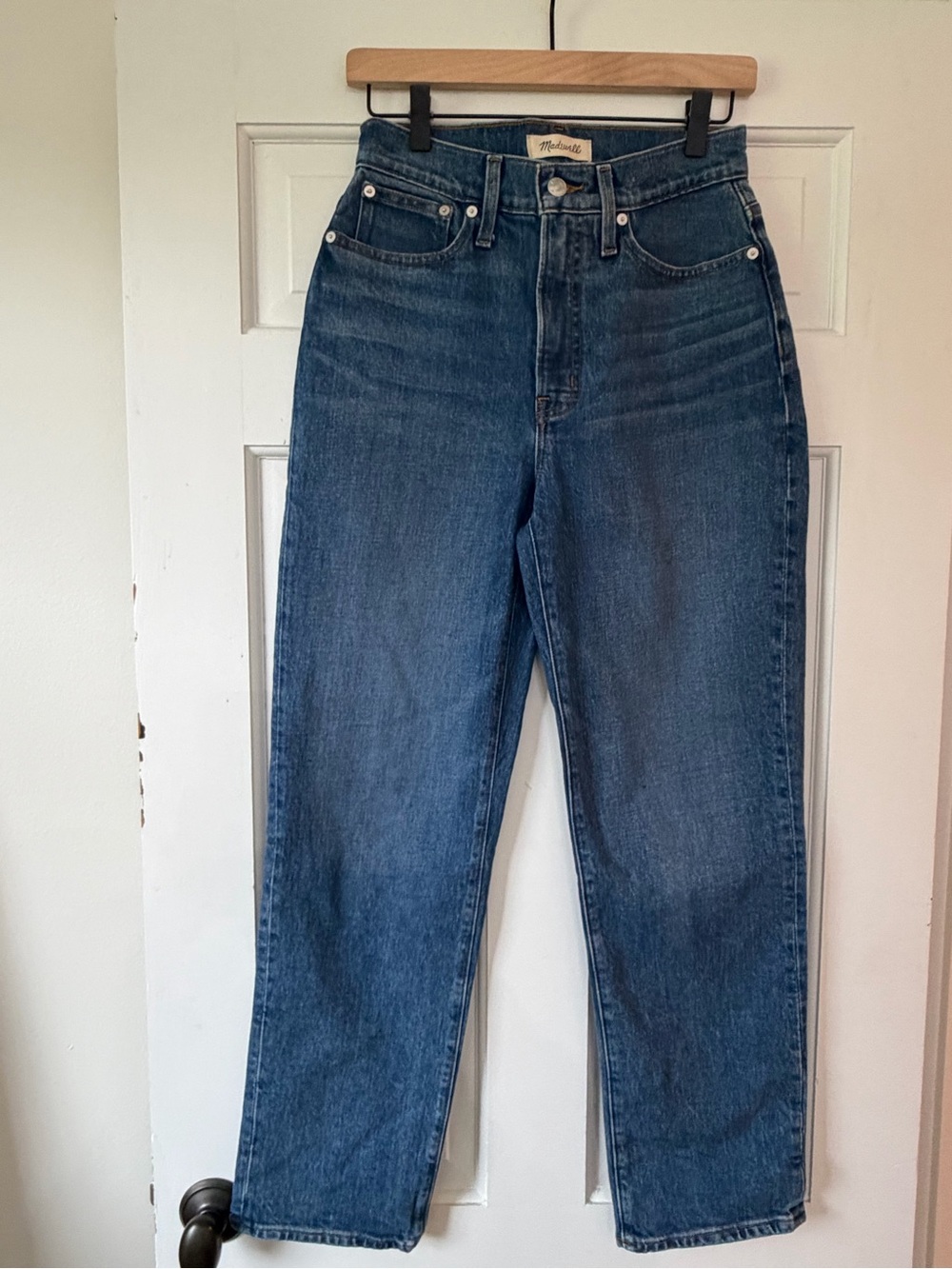 Madewell The Perfect Vintage Straight-Leg Jeans in Medium Blue Wash